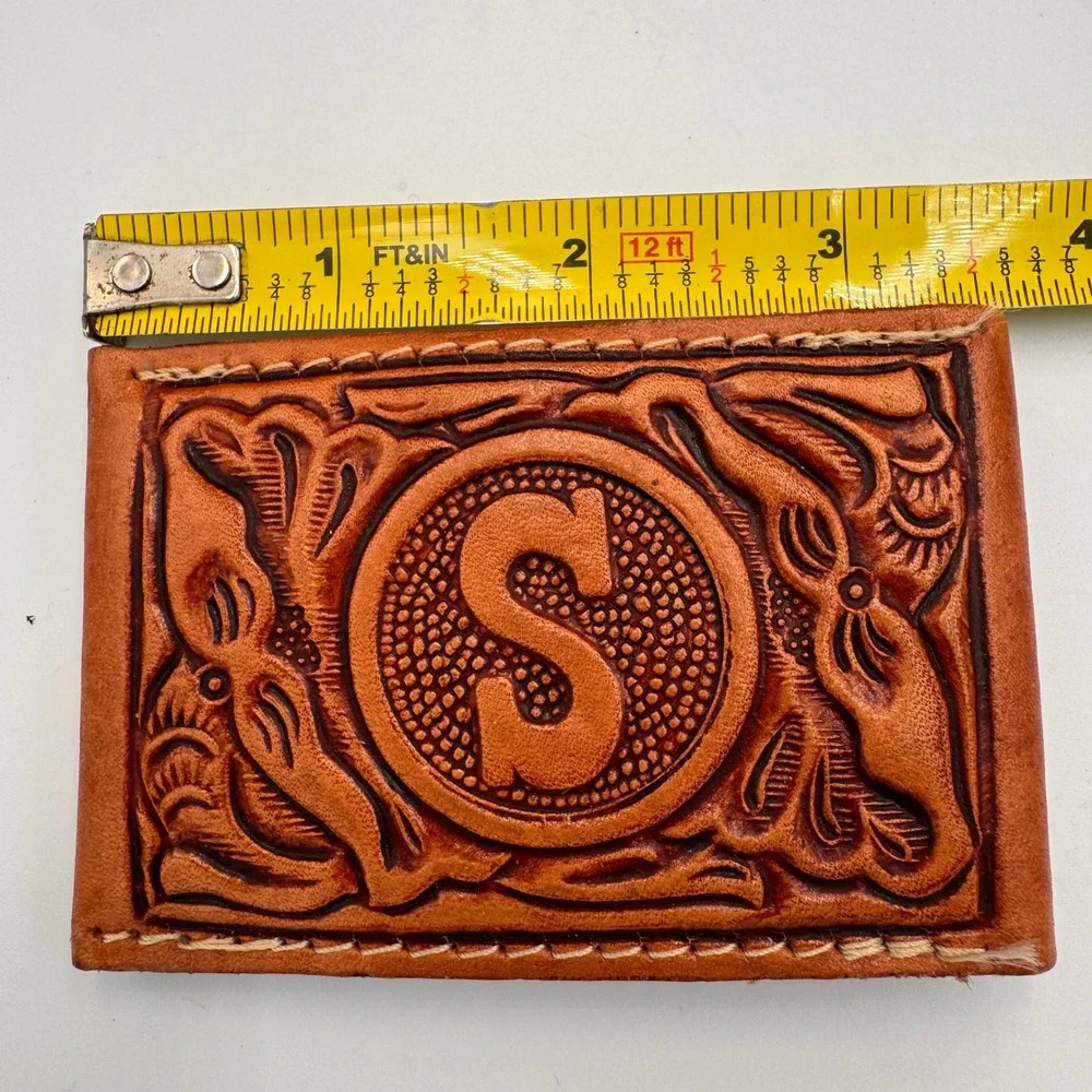 Unbranded handcrafted western